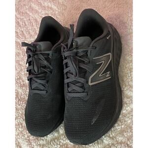 New Balance Fresh Foam Arishi v4 GTX Shoes Womens Sz 8.5 Black Running Sneakers